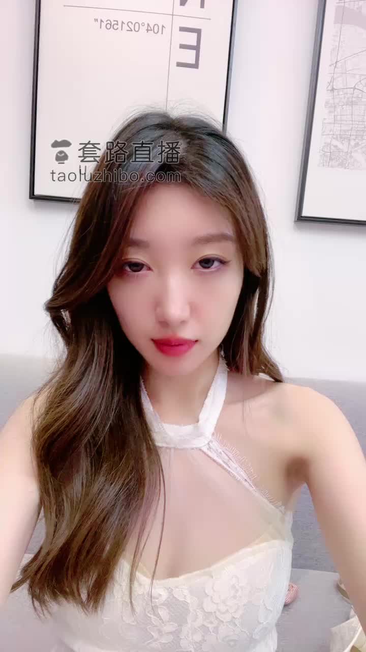 莫莉s ——开灯了 🚥两次