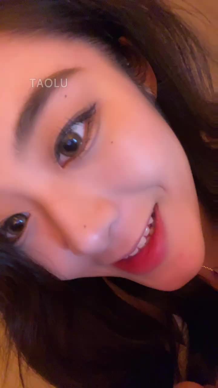 【视频】不知名美女S – 怼脸羞辱
