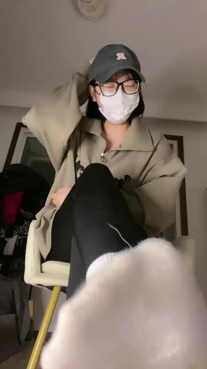 阿宁  ——剧情🚥：寸止被亲妹妹发现