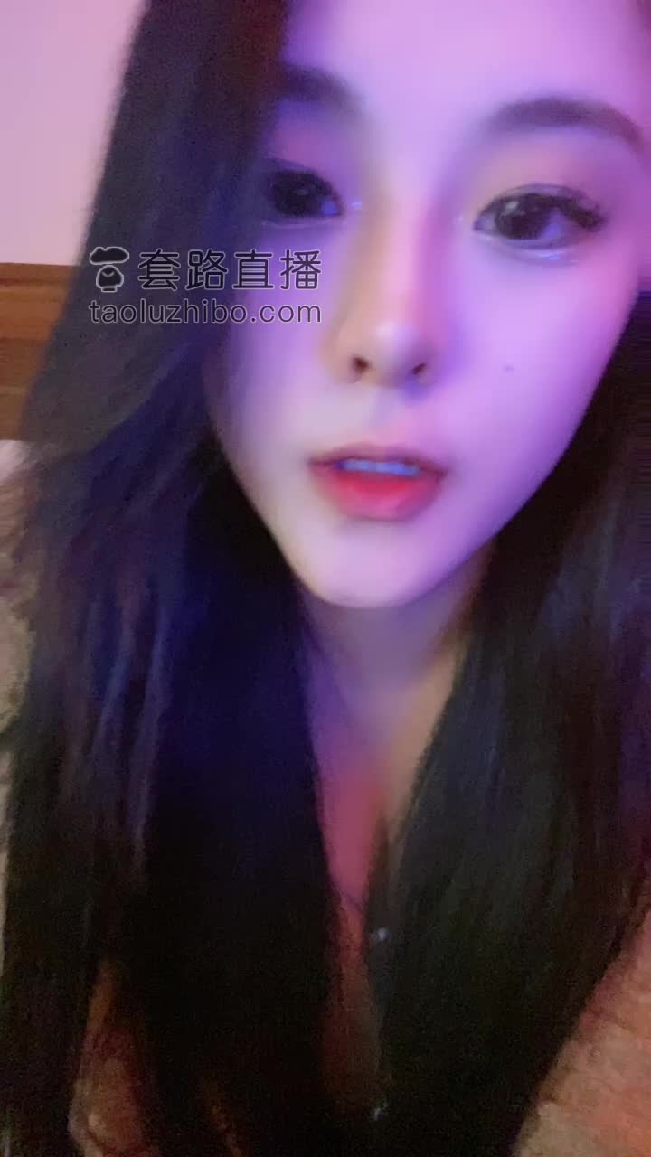 不知名美女  ——双倍快乐榨精三次