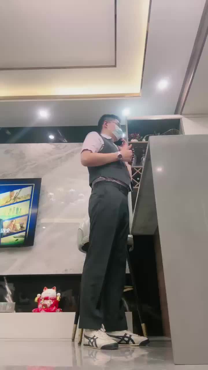 禾未 ——Tj:职场反转潜规则导演