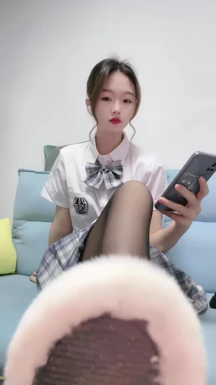 时颜  —— 绿帽必入