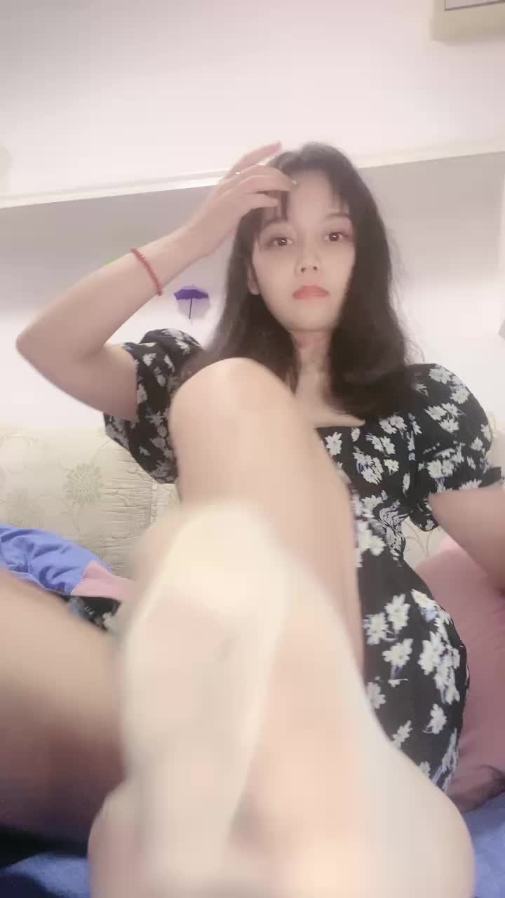 豆满月  ——辱全家 肉丝裸足（整体偏重口味）