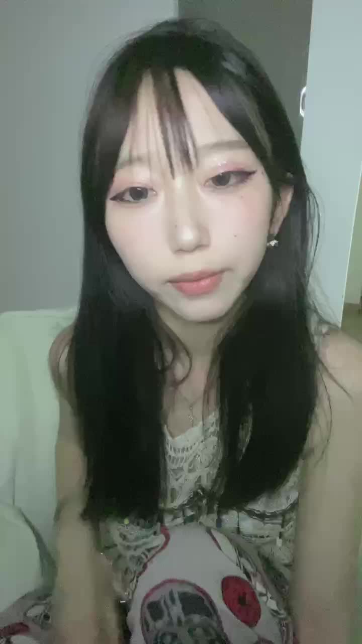 西怡  ——《贴脸绿帽子场》你的帽子到了....