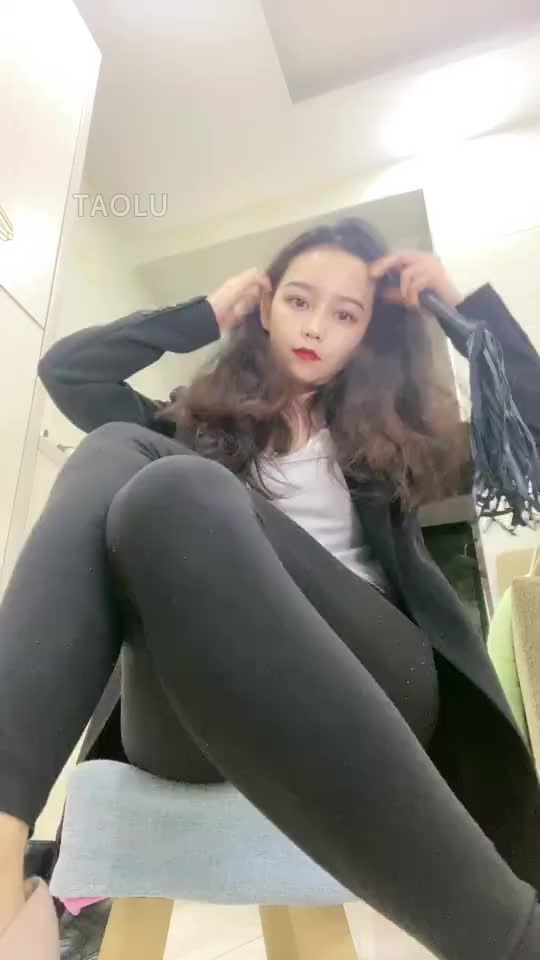 豆满月 ——辱ma场