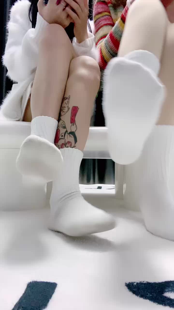 茜茜  ——白棉袜第一视角