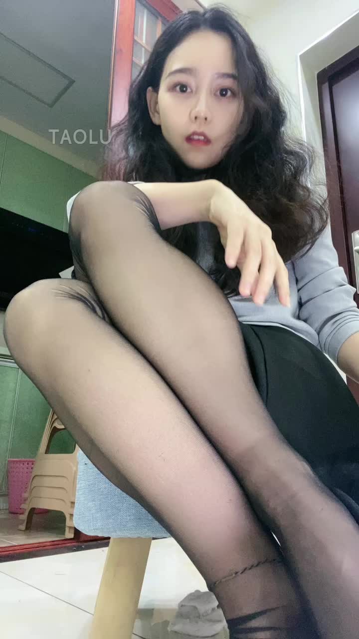 视频】豆满月 – 辱全家
