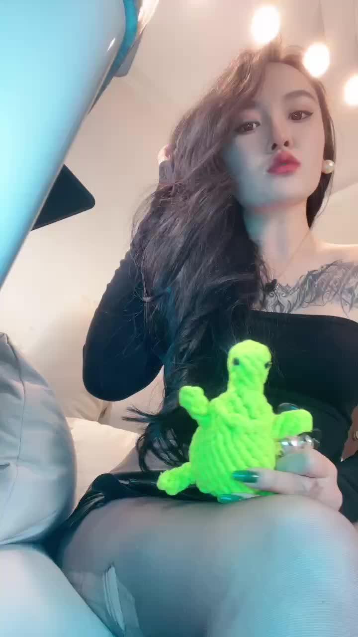 【视频】安晴Baby教主 – 无脑上贡吧