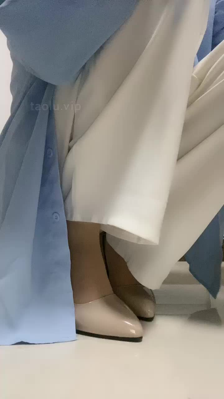 酒鸽 ——🚥剧情下，听老师话有奖励【最新视频】