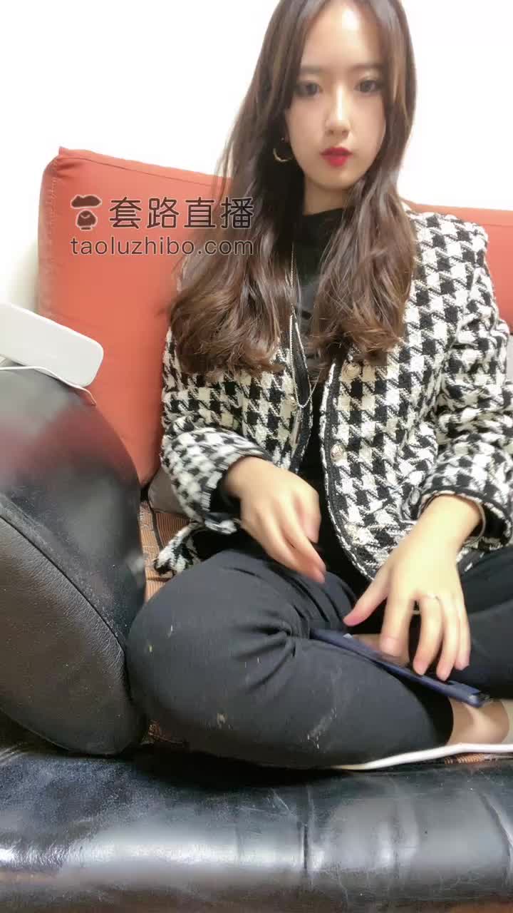 鬼鬼 ——实名制红绿灯辱骂
