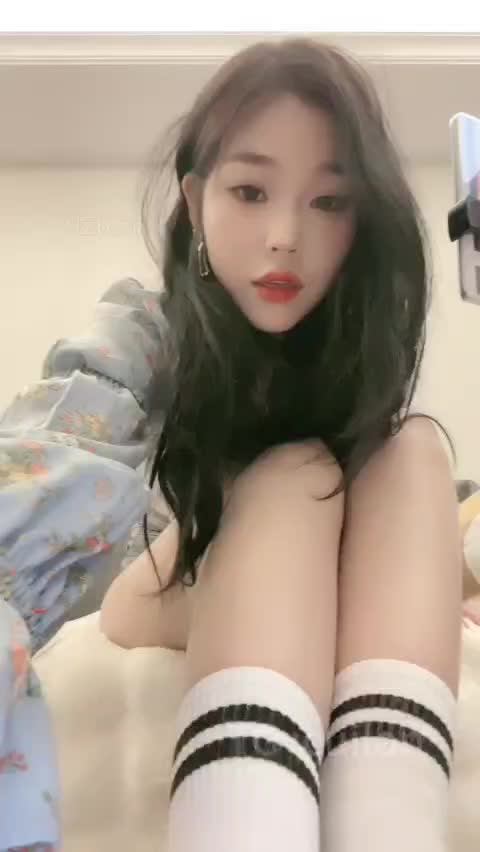 白桃 ——回归福利🚥/脏🧦➕华伦控寸五波/溽口/口水～20min左右开始【最新视频】