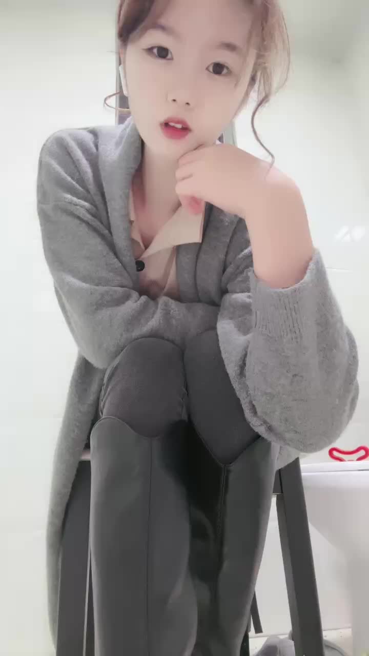 时颜  ——  马桶必入