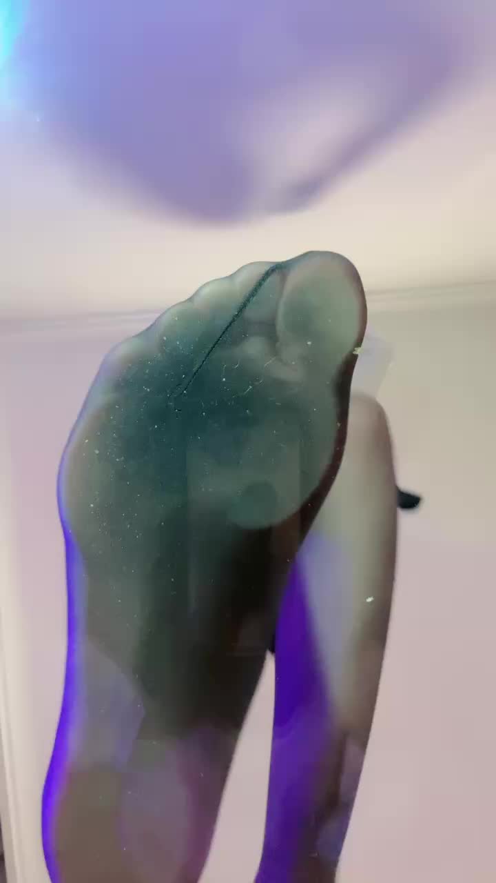 芃芃大人  ——红绿灯黑丝