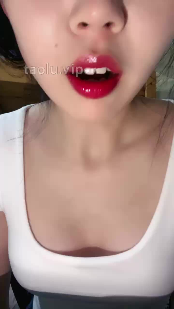 佳佳 ——口水🚥