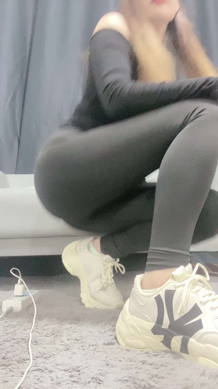 芮汐  ——瑜伽裤红绿灯🚥