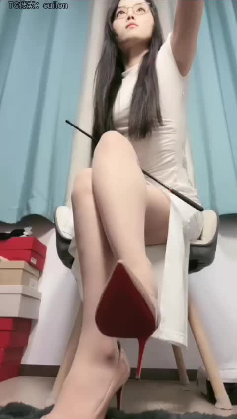 晚晚 ——红绿灯🚥被老师玩成无脑🐶