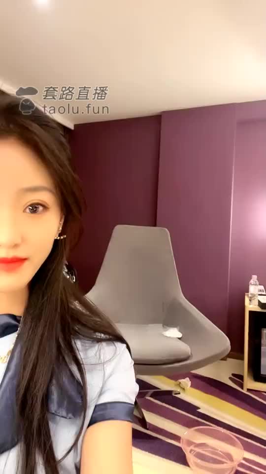禾未  ——喝掉女主的洗袜子水(早期露脸大尺度)